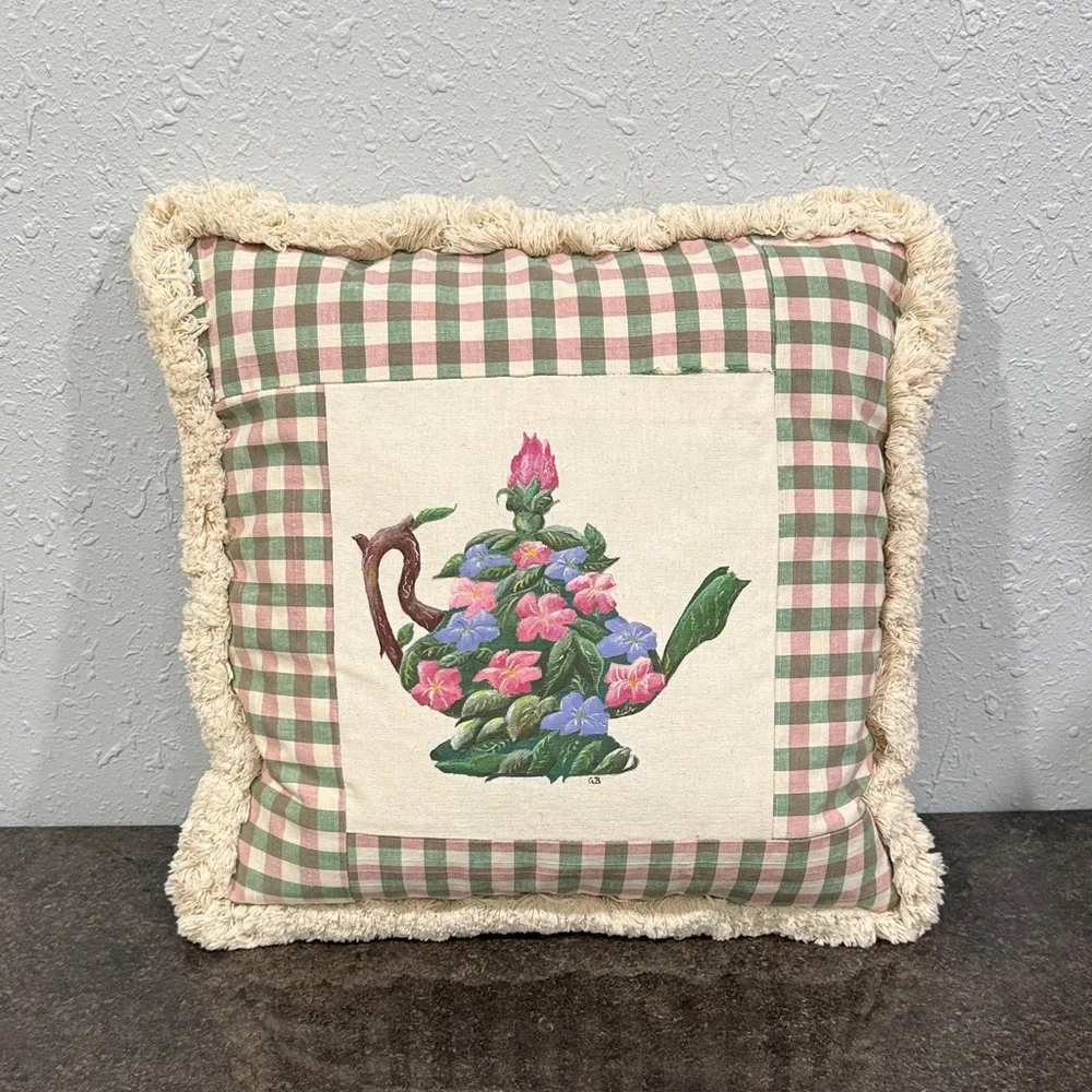 Floral Teapot Decorative Pillow‎